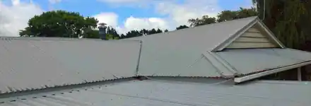 Metal Roof Repaint project finished in Pakuranga, Auckland by My Homes Roofing Expert